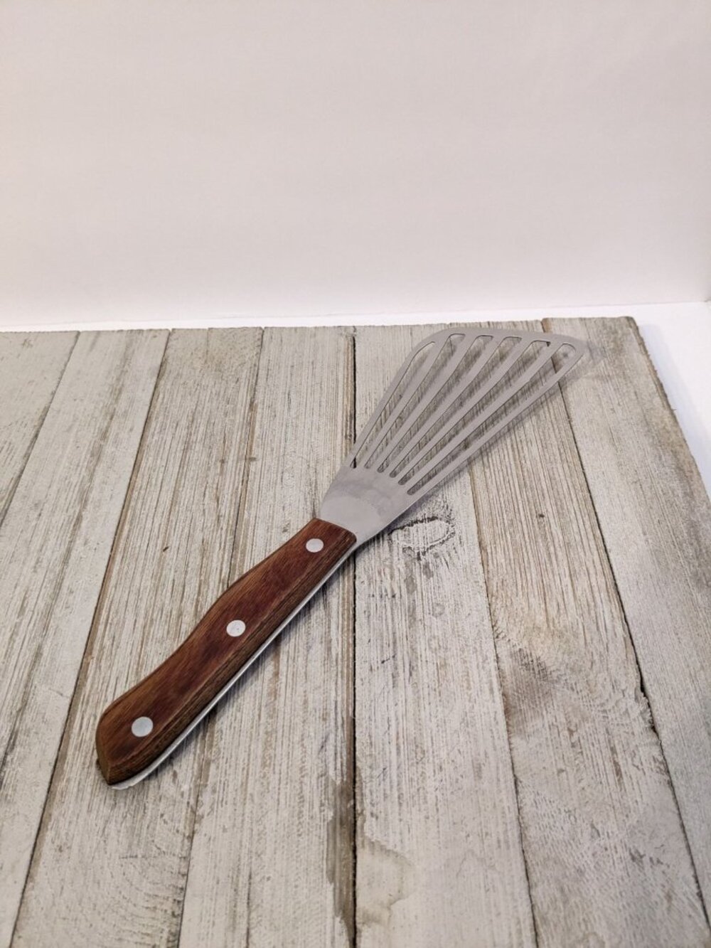 Vintage Whipper Flipper Slotted Spatula Turner Wood Handle Stainless Japan